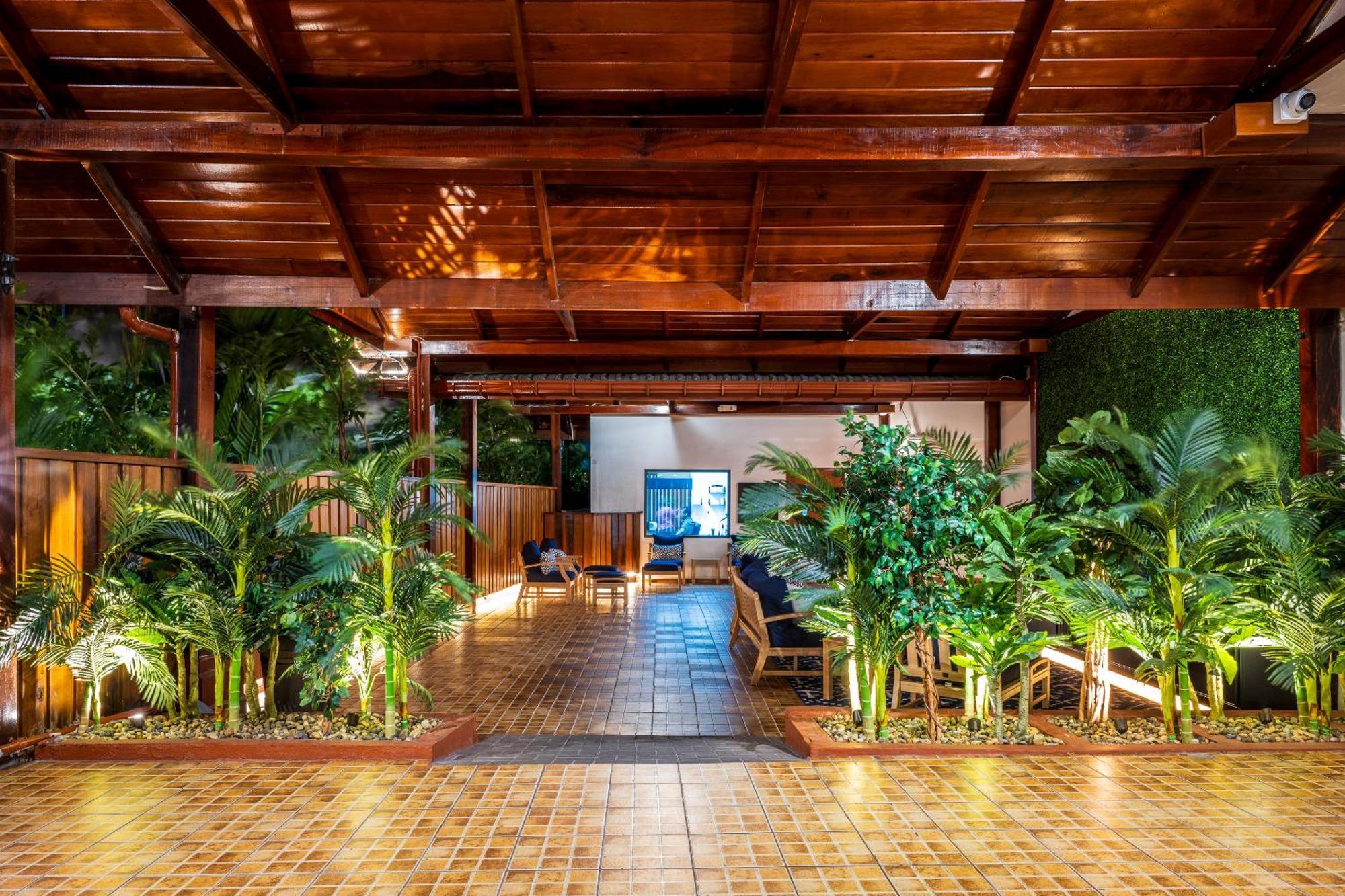 Grand Coastal Hotel Τζώρτζταουν Εξωτερικό φωτογραφία