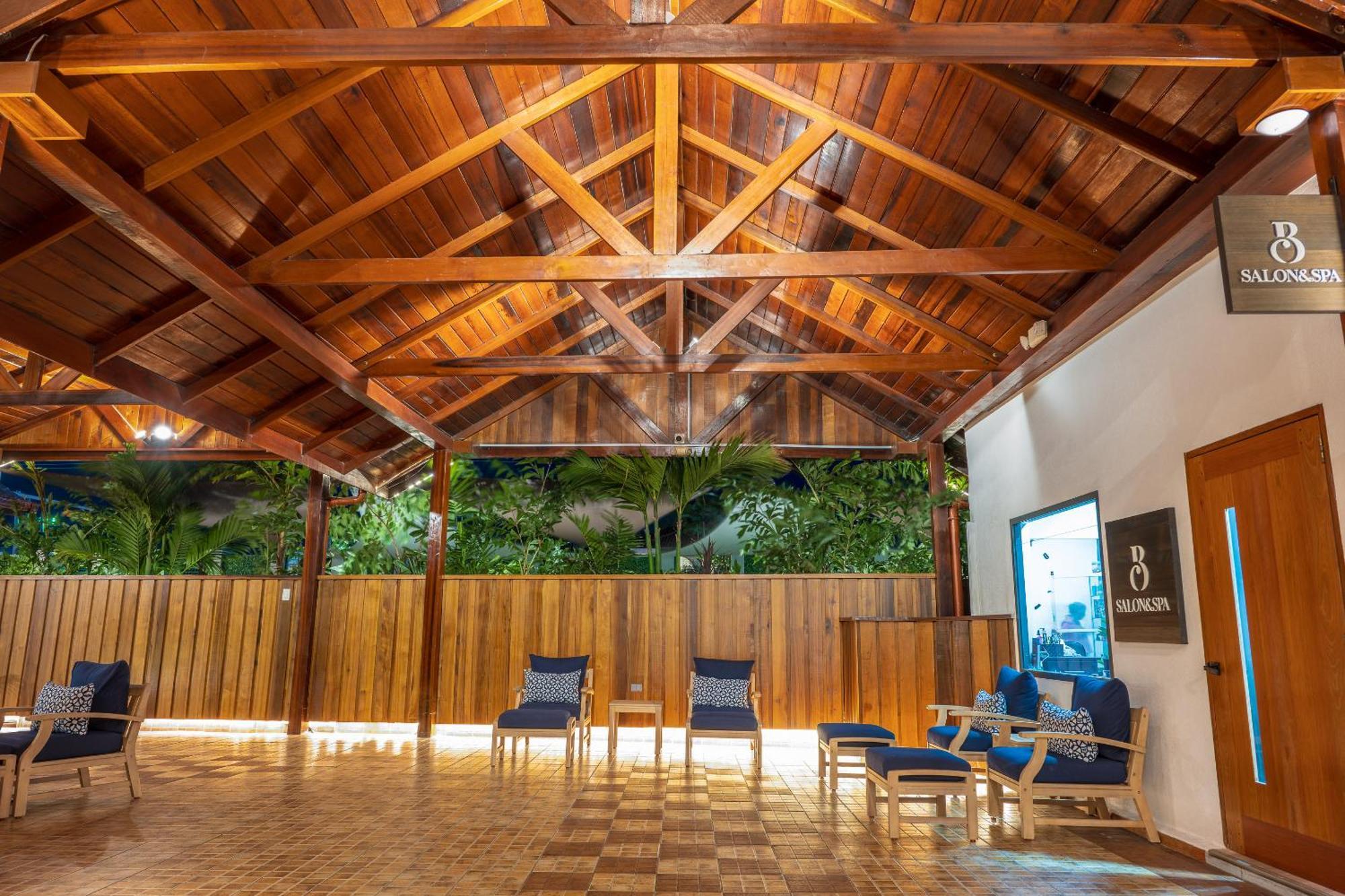 Grand Coastal Hotel Τζώρτζταουν Εξωτερικό φωτογραφία